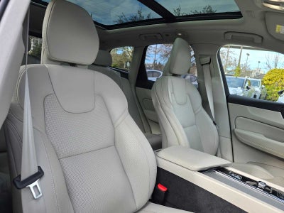 2025 Volvo XC60 Plug-In Hybrid Ultra