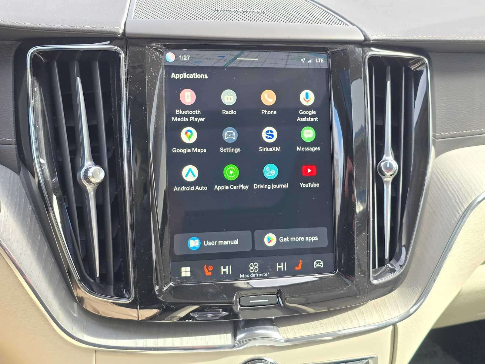 2025 Volvo XC60 Plug-In Hybrid Ultra