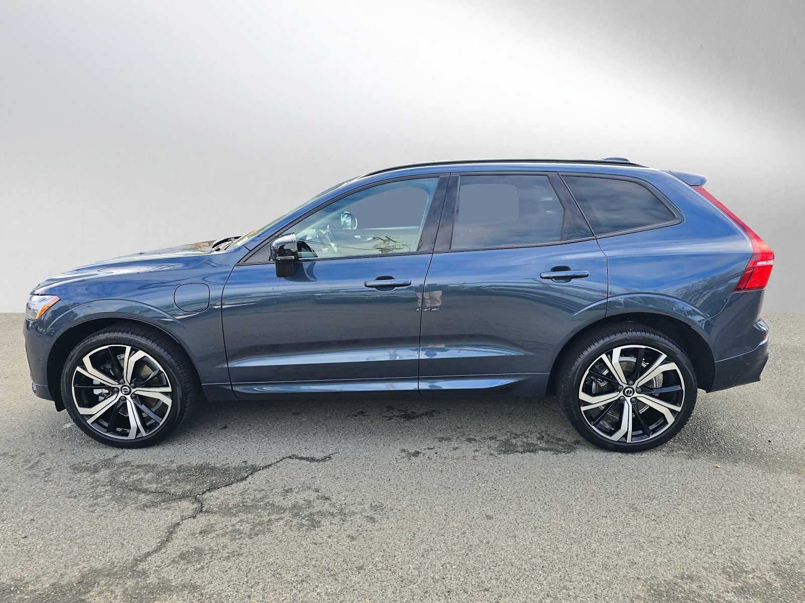 2025 Volvo XC60 Plug-In Hybrid Ultra