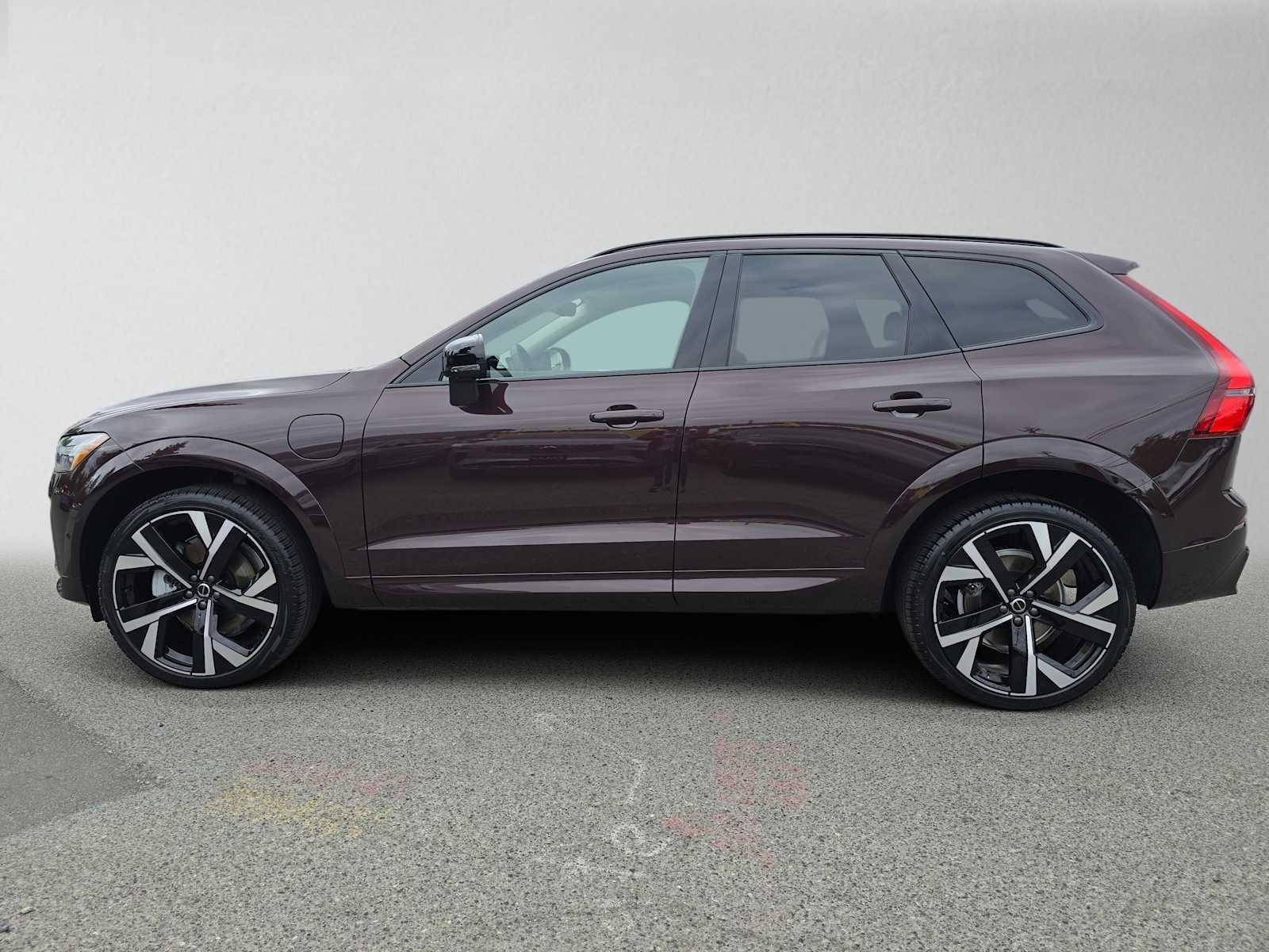 2026 Volvo XC60 Plug-In Hybrid Ultra