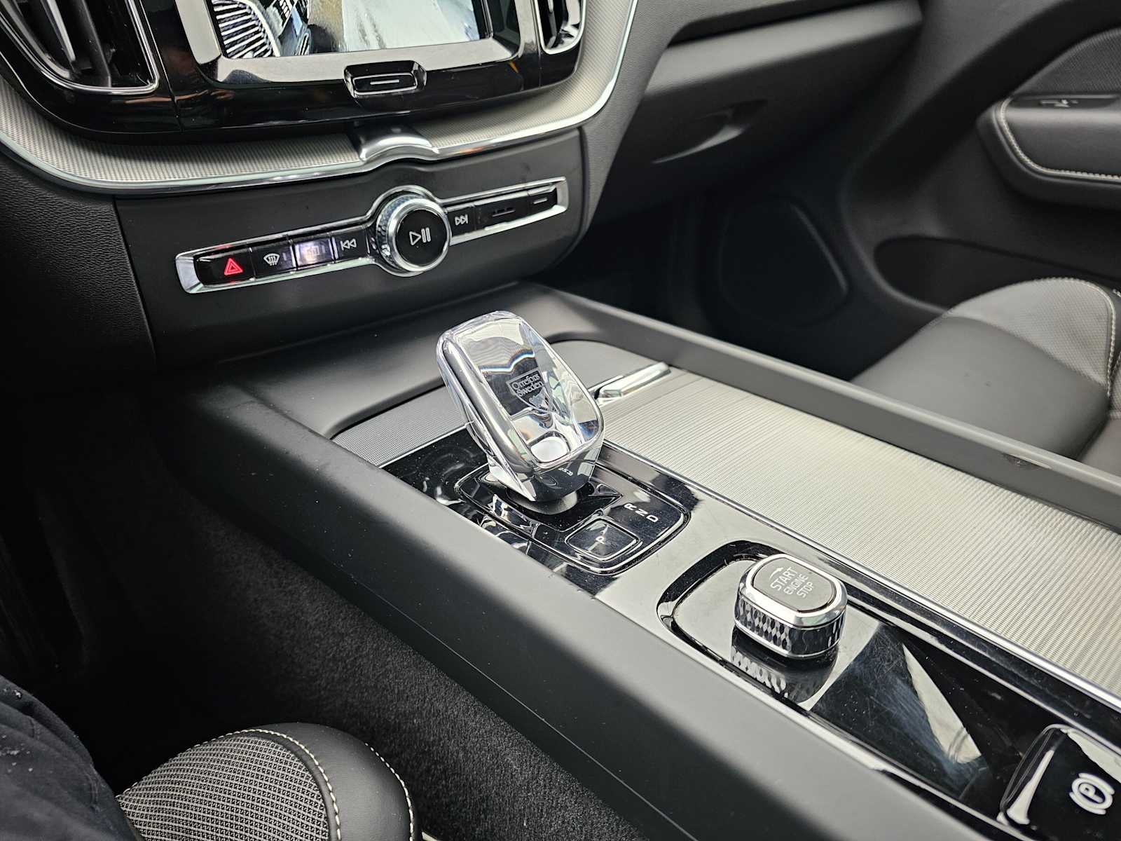 2025 Volvo XC60 Plug-In Hybrid Polestar Engineered