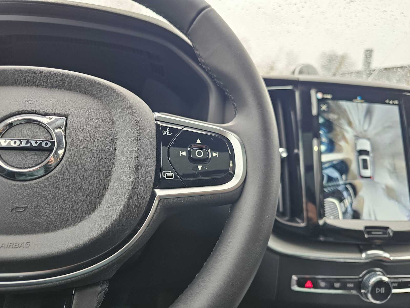 2025 Volvo XC60 Plug-In Hybrid Polestar Engineered