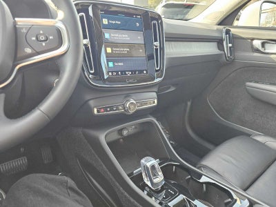 2023 Volvo XC40 Plus Bright Theme