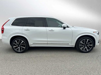 2023 Volvo XC90 Plus
