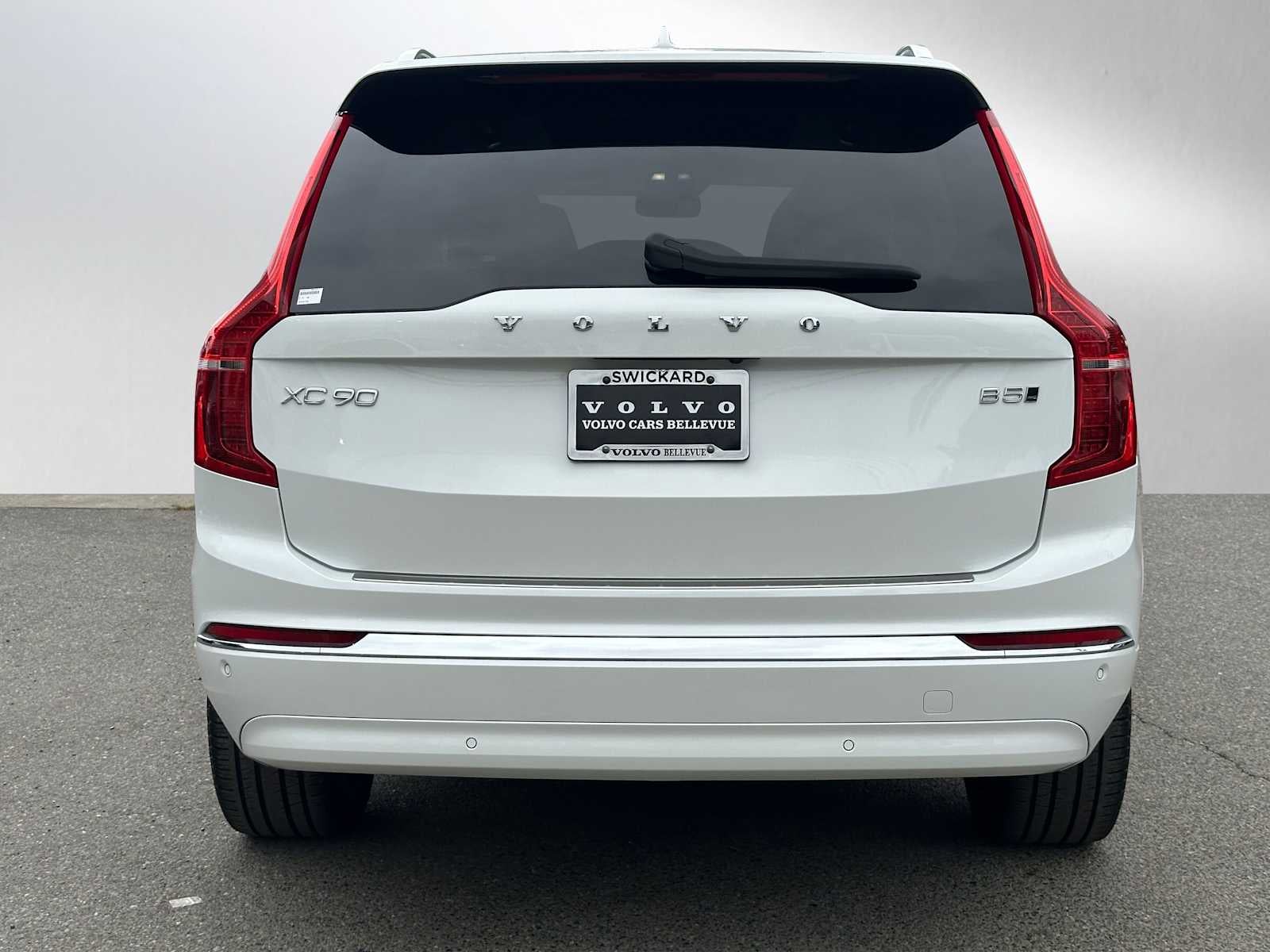 2023 Volvo XC90 Plus