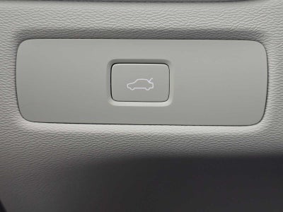 2023 Volvo XC60 Ultimate Bright Theme