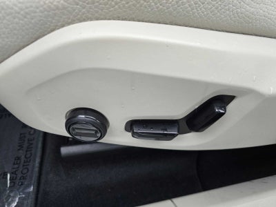 2022 Volvo XC60 Momentum