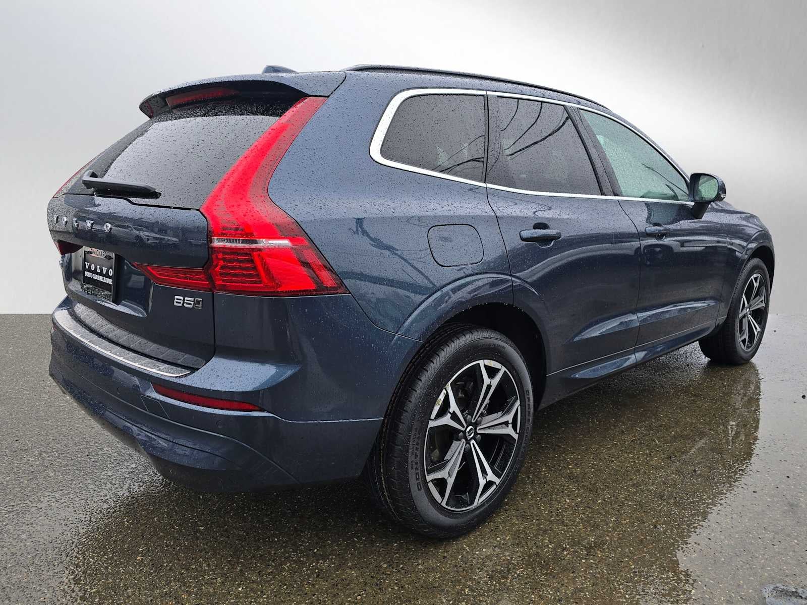 2022 Volvo XC60 Momentum