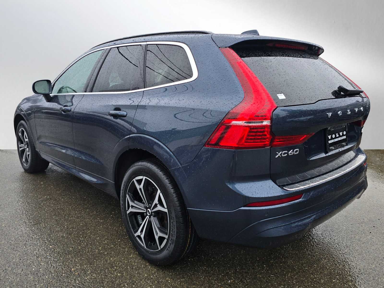 2022 Volvo XC60 Momentum