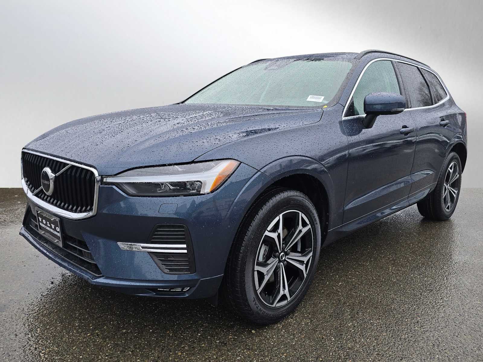 2022 Volvo XC60 Momentum
