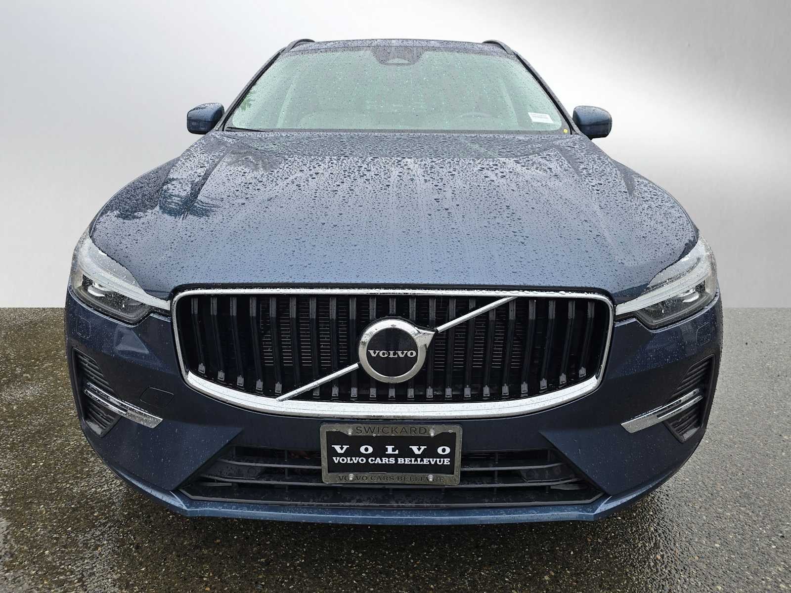 2022 Volvo XC60 Momentum