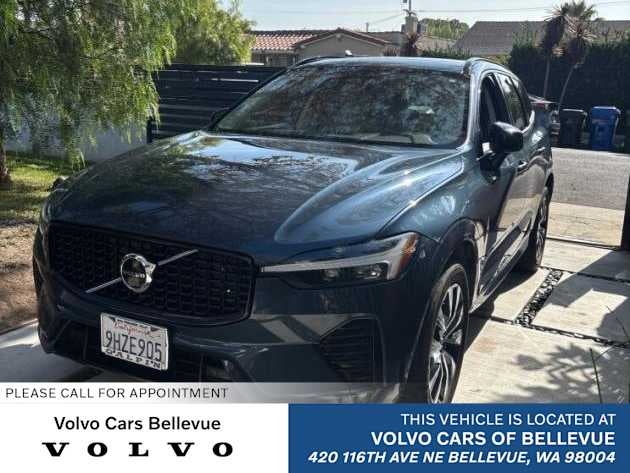 2024 Volvo XC60 Core Dark Theme