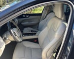 2024 Volvo XC60 Core Dark Theme