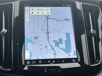 2023 Volvo XC60 Plus Dark Theme