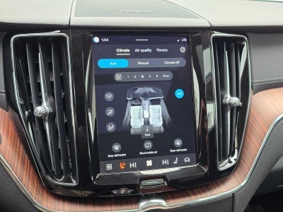 2023 Volvo XC60 Ultimate Dark Theme