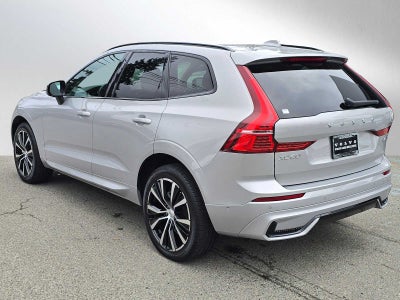 2023 Volvo XC60 Ultimate Dark Theme