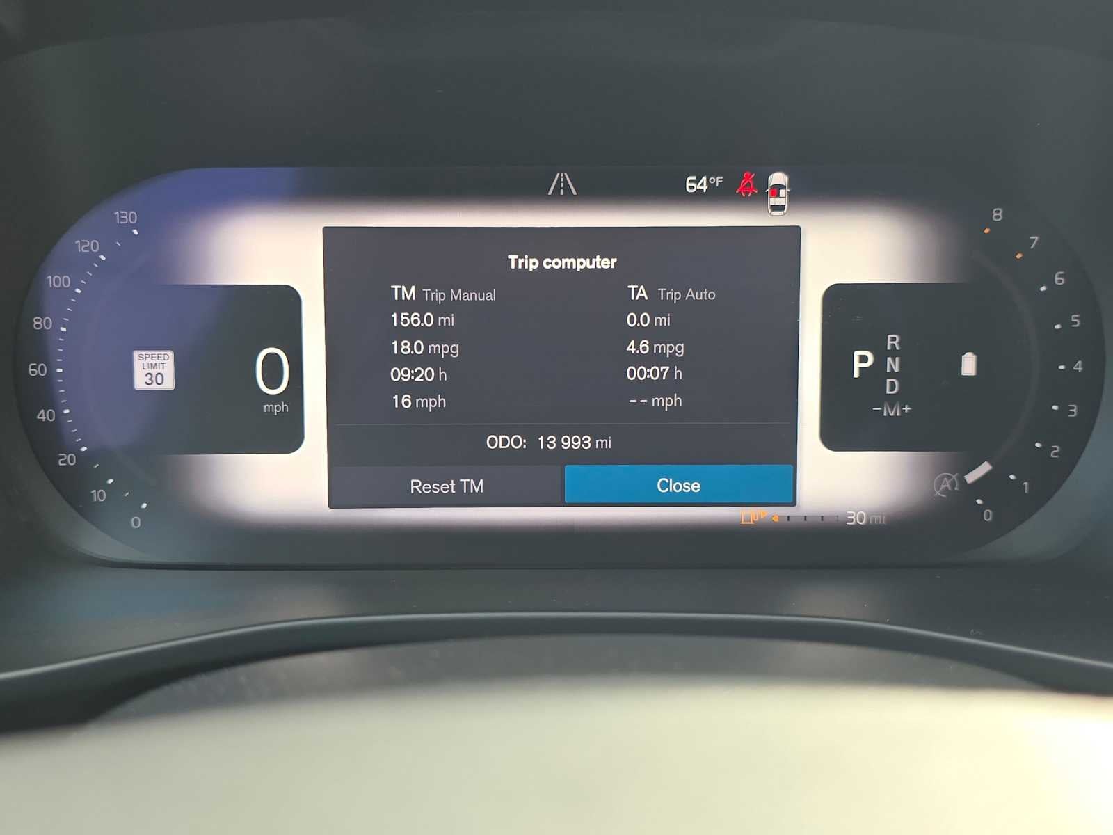 2023 Volvo XC40 Ultimate Bright Theme