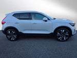 2023 Volvo XC40 Ultimate Bright Theme