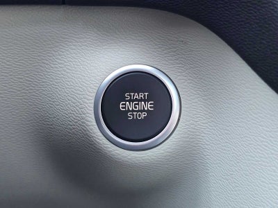 2023 Volvo XC40 Ultimate Bright Theme