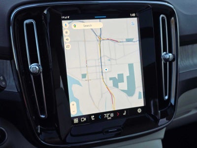 2023 Volvo XC40 Ultimate Bright Theme