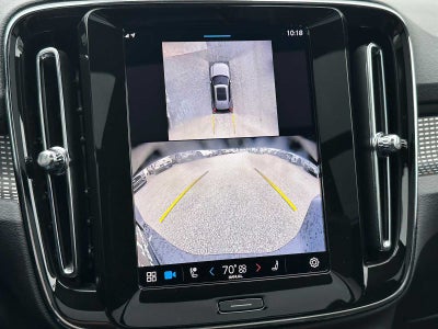 2025 Volvo XC40 Plus Dark Theme