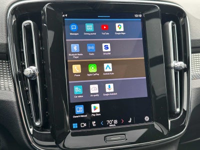2025 Volvo XC40 Plus Dark Theme