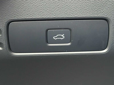 2025 Volvo XC40 Plus Dark Theme