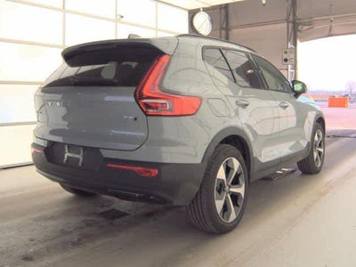 2025 Volvo XC40 Plus Dark Theme