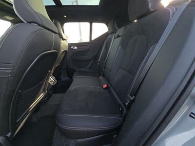 2025 Volvo XC40 Plus Dark Theme