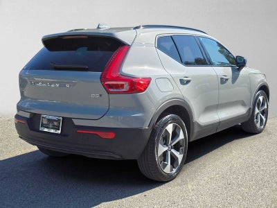 2026 Volvo XC40 Plus
