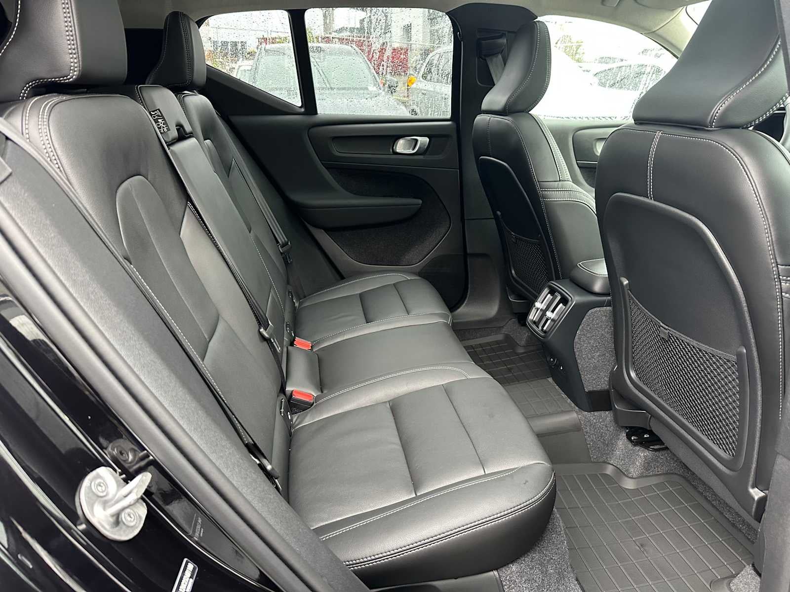 2025 Volvo XC40 Plus Dark Theme