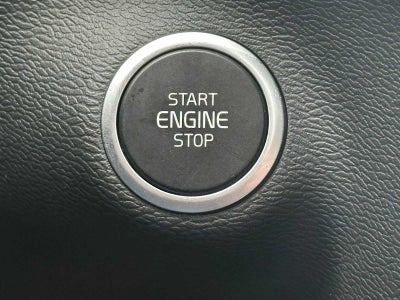 2025 Volvo XC40 Plus Dark Theme