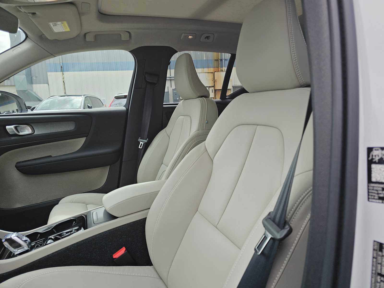 2026 Volvo XC40 Plus