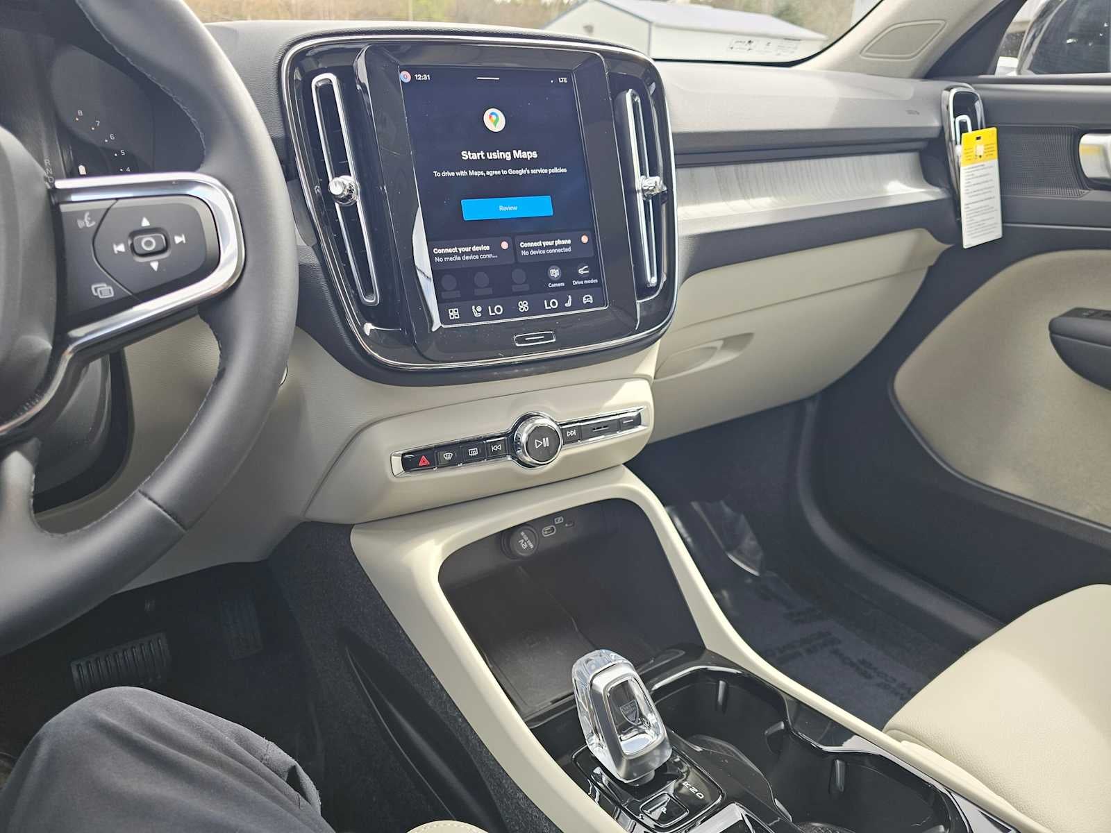 2026 Volvo XC40 Plus