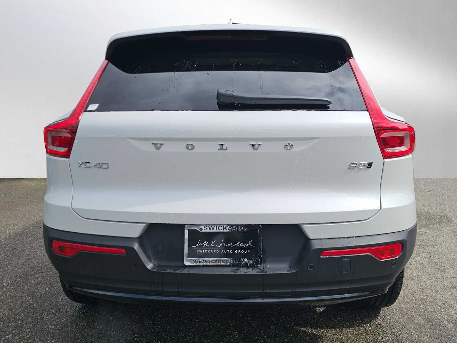 2026 Volvo XC40 Plus