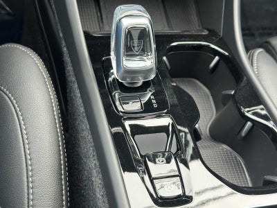 2026 Volvo XC40 Plus