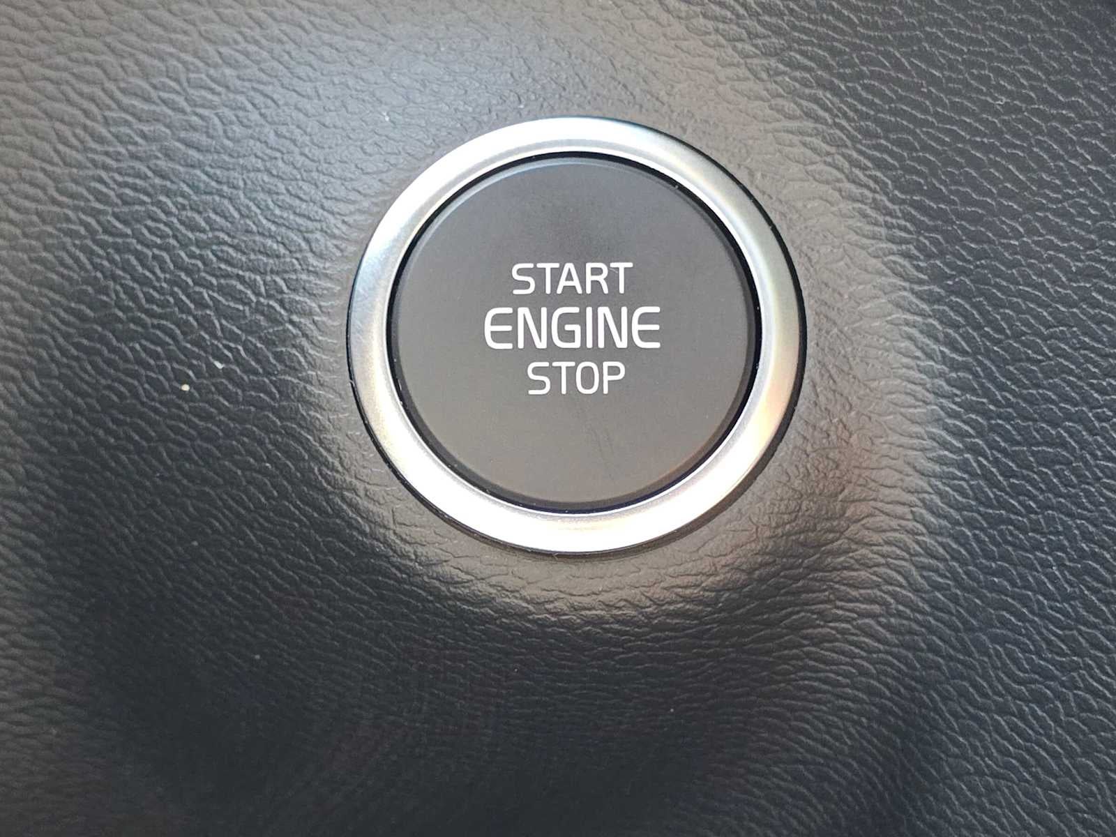 2026 Volvo XC40 Plus