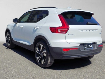 2026 Volvo XC40 Plus