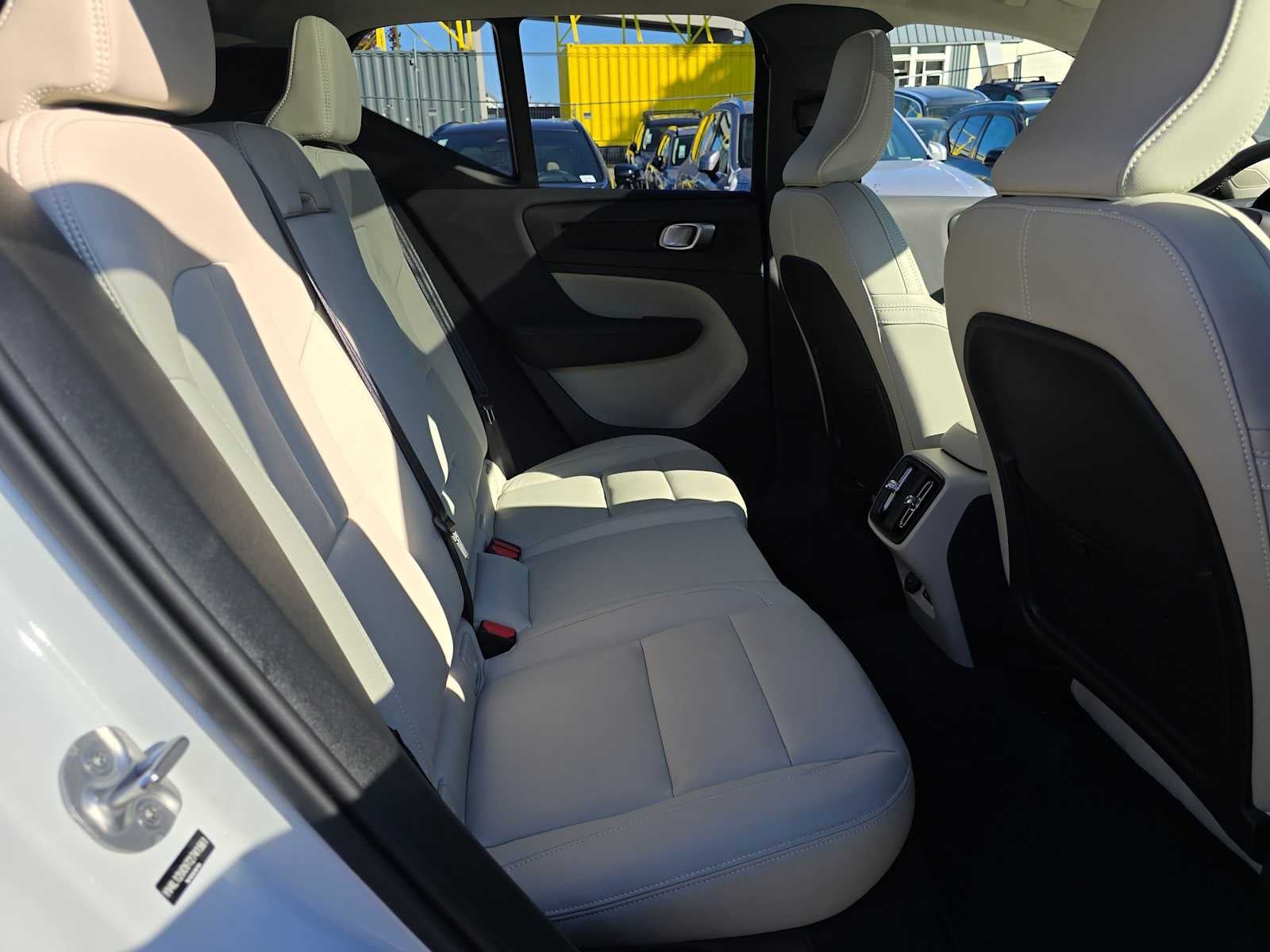 2026 Volvo XC40 Plus