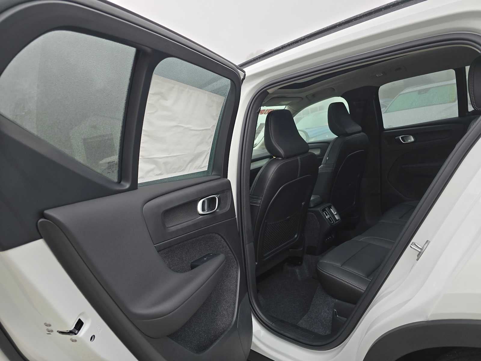 2026 Volvo XC40 Plus