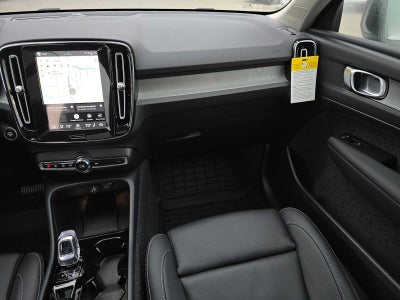 2026 Volvo XC40 Plus