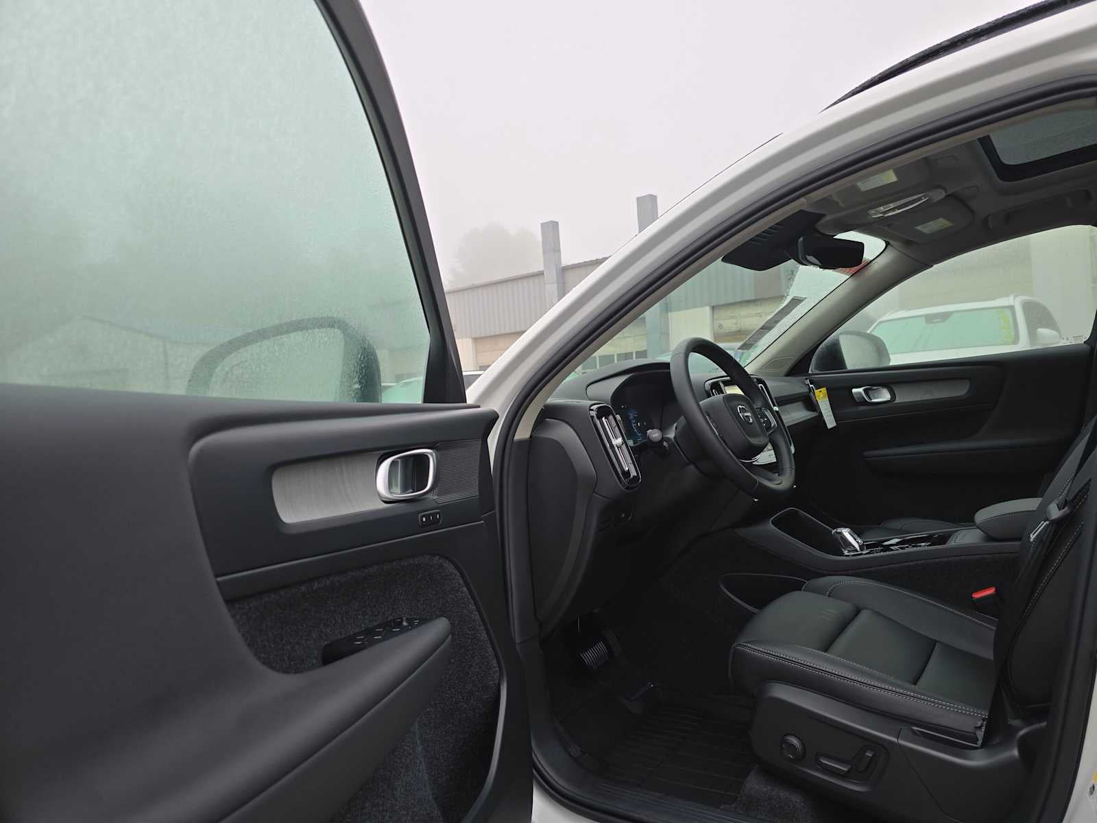 2026 Volvo XC40 Plus