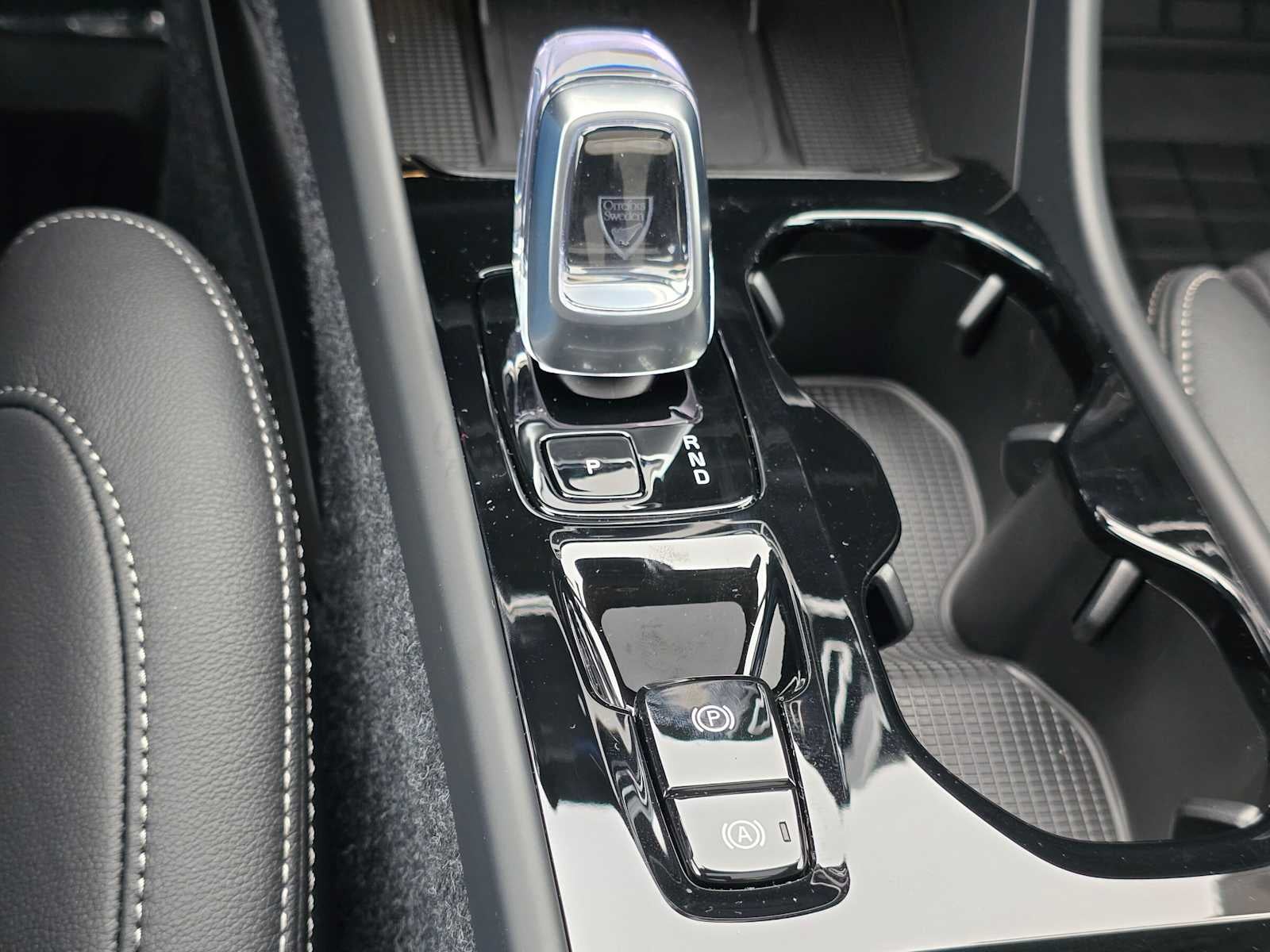 2026 Volvo XC40 Plus