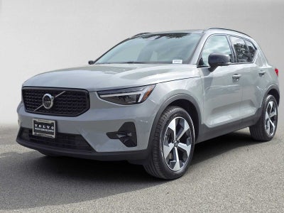 2026 Volvo XC40 Plus