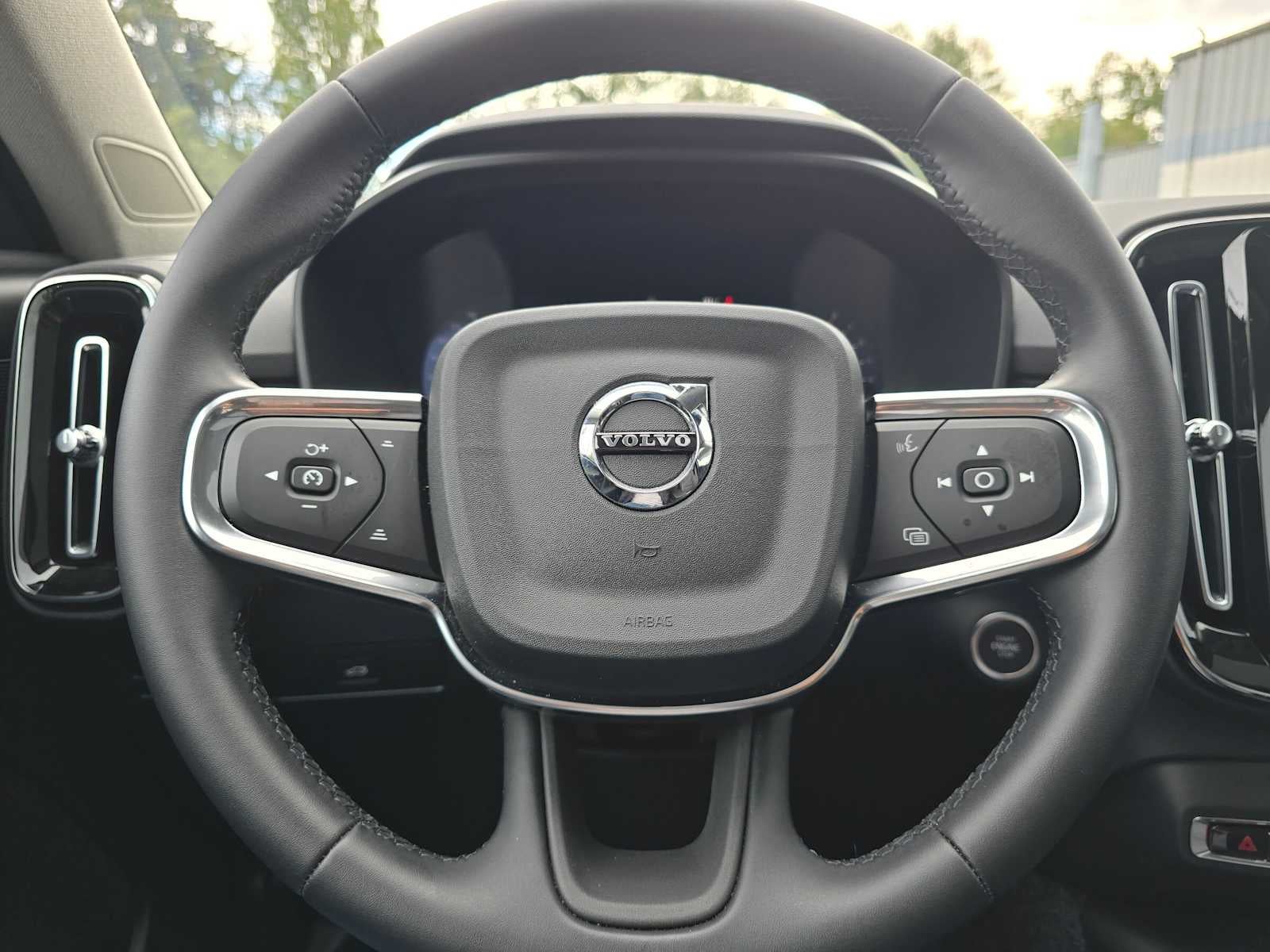 2026 Volvo XC40 Plus