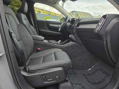 2026 Volvo XC40 Plus