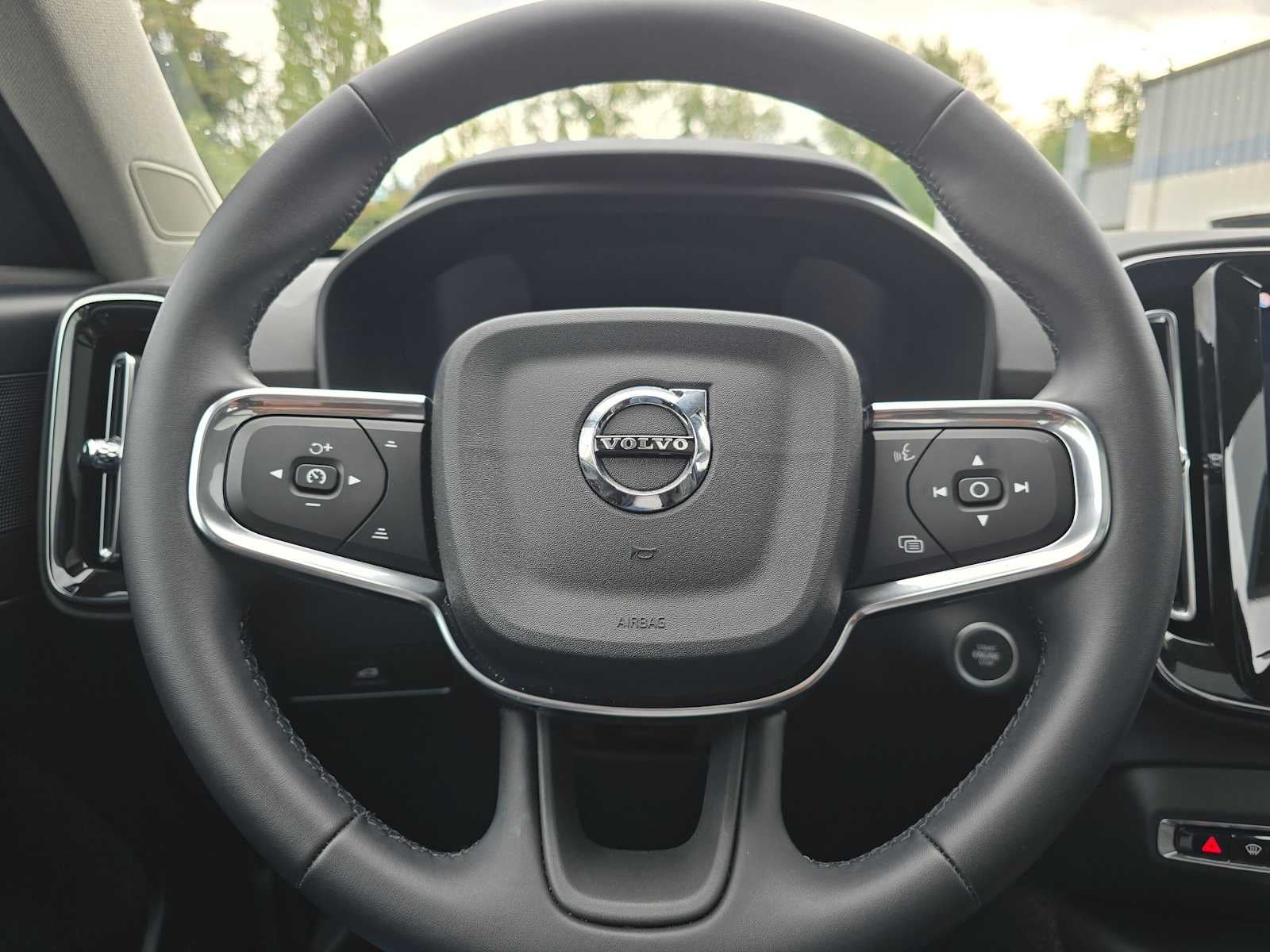 2026 Volvo XC40 Plus