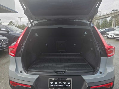 2026 Volvo XC40 Ultra Black Edition