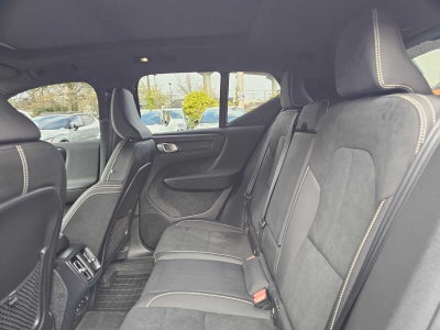 2026 Volvo XC40 Ultra Black Edition