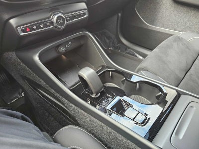 2026 Volvo XC40 Ultra Black Edition